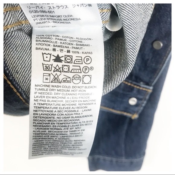 NWT Levi’s Pleat Sleeve Cropped Trucker Denim Jacket Size XS - Picture 10 of 10